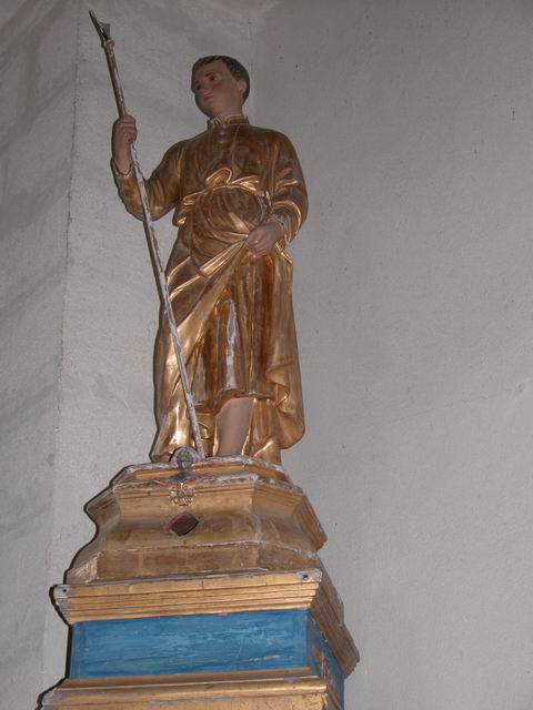 statue1